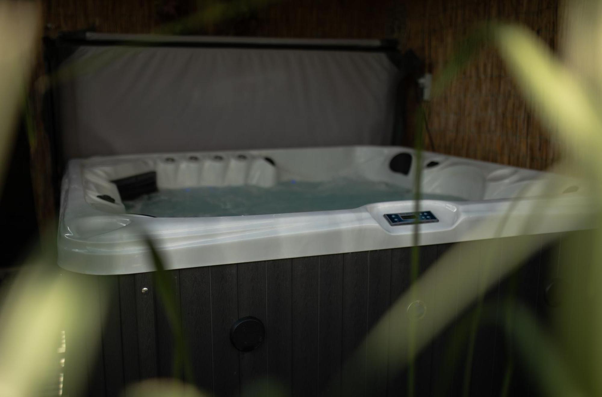 Drents Genieten - Riegheide Met Prive Jacuzzi Villa Erm ภายนอก รูปภาพ